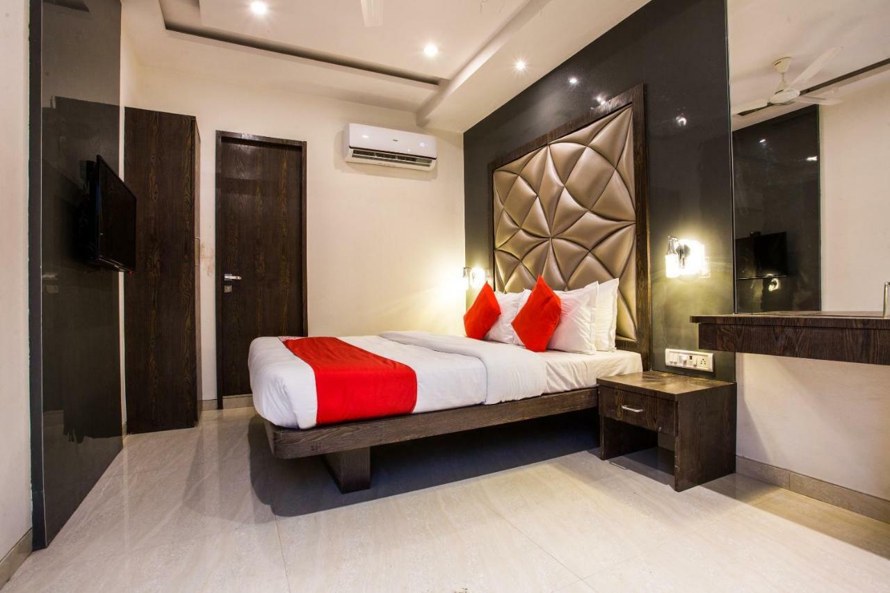 Oyo 37559 Hotel Al Haram Mumbai Exterior foto