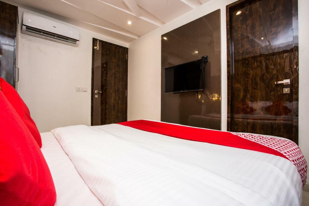 Oyo 37559 Hotel Al Haram Mumbai Exterior foto