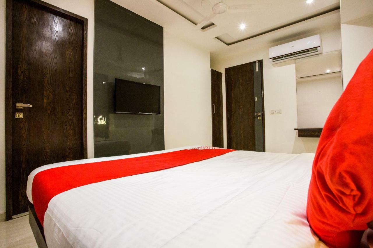 Oyo 37559 Hotel Al Haram Mumbai Exterior foto