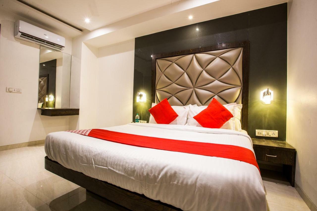 Oyo 37559 Hotel Al Haram Mumbai Exterior foto