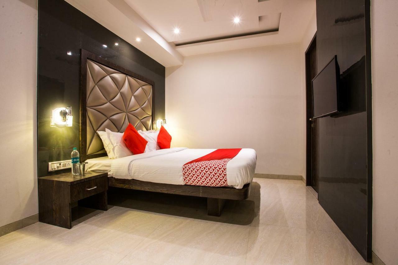 Oyo 37559 Hotel Al Haram Mumbai Exterior foto